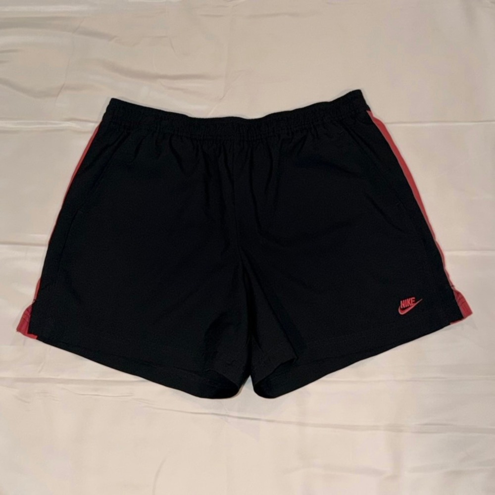 Nike‎ Athletic Shorts Women Medium Black Pink FitDry Running Gym Activewear